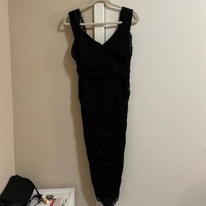 LBD 🖤 hugs in all the right places! Perfect for a night out or guest of wedding